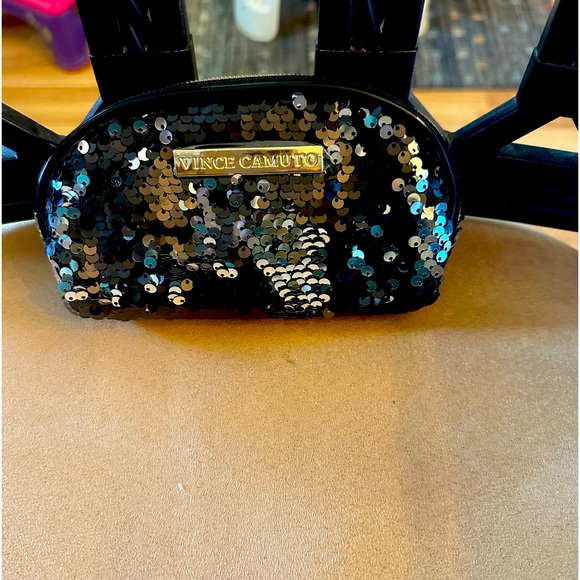Vince Camoto Cosmetics Bag Sequin - Picture 1 of 3